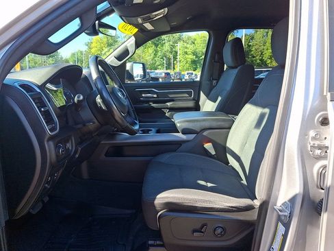 Used 2020 RAM 1500 Big Horn AWD/4WD image 14