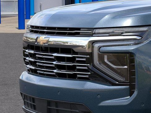 New 2026 Chevrolet Suburban Premier image 13
