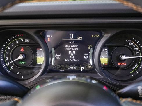 Used 2024 Jeep Wrangler Unlimited Sahara w/ Safety Group AWD/4WD image 21