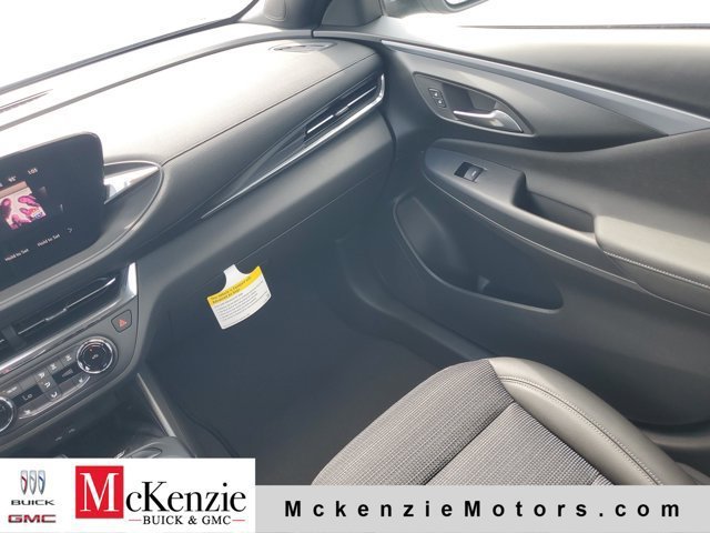New 2026 Buick Envista Preferred w/ Convenience I Package FWD image 25