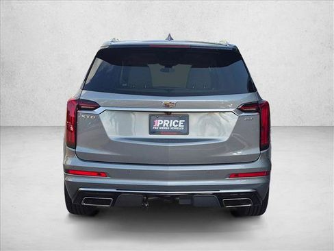Used 2023 Cadillac XT6 Premium Luxury FWD image 6