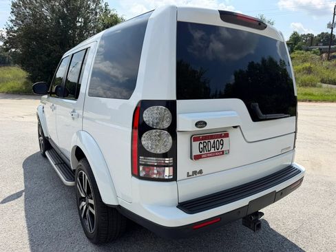 Used 2015 Land Rover LR4 HSE LUX AWD/4WD image 3