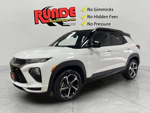 Used 2023 Chevrolet TrailBlazer RS w/ Convenience Package AWD/4WD image 1