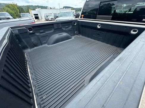Used 2015 GMC Sierra 1500 SLT w/ All-Terrain Package AWD/4WD image 13