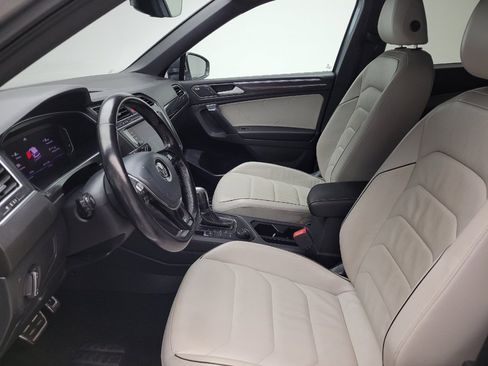 Used 2021 Volkswagen Tiguan SEL Premium R-Line AWD/4WD image 17