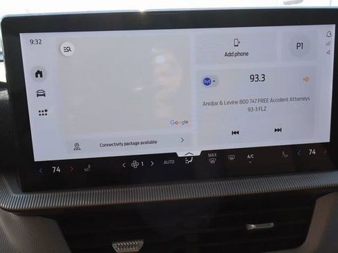 Used 2025 Ford Explorer Active image 38