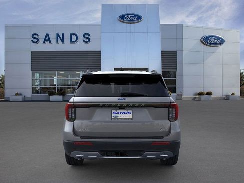 New 2026 Ford Explorer Active w/ Active Comfort Package image 5