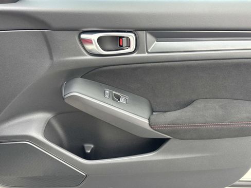 Used 2023 Honda Civic Type R image 17