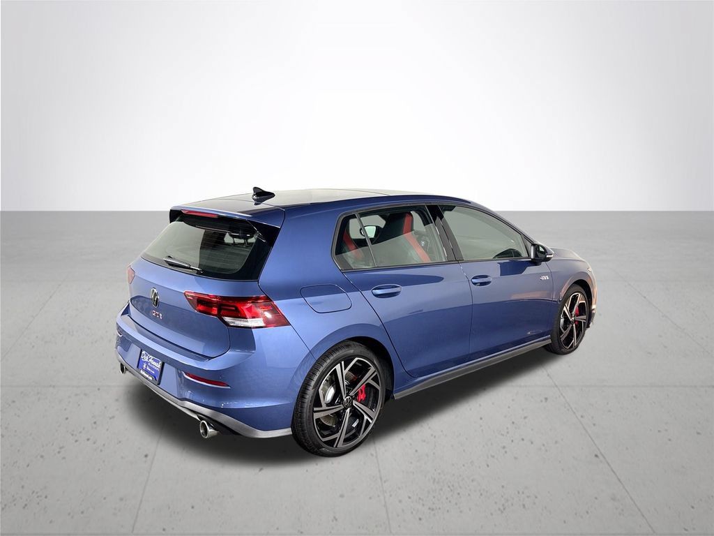 New 2026 Volkswagen GTI SE FWD image 6