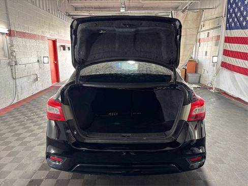 Used 2018 Nissan Sentra SV FWD image 12