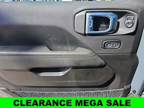 New 2025 Jeep Gladiator Willys image 26