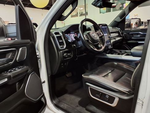 Used 2023 RAM 1500 Laramie image 12