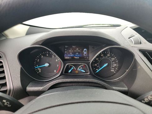Used 2017 Ford Escape SE FWD image 13