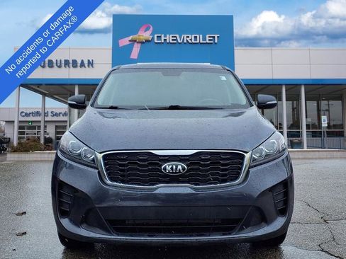 Used 2019 Kia Sorento LX image 2