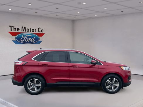 Certified 2020 Ford Edge SEL w/ Convenience Package image 4