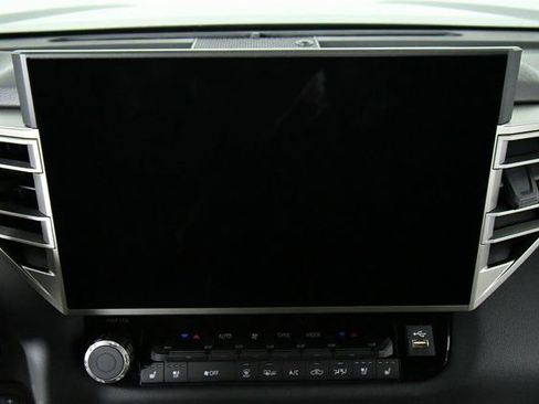 New 2026 Toyota Tundra Limited image 4