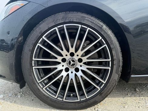 Used 2025 Mercedes-Benz C 300 4MATIC Sedan image 15