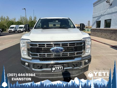 Used 2023 Ford F350 XLT w/ FX4 Off-Road Package AWD/4WD image 8