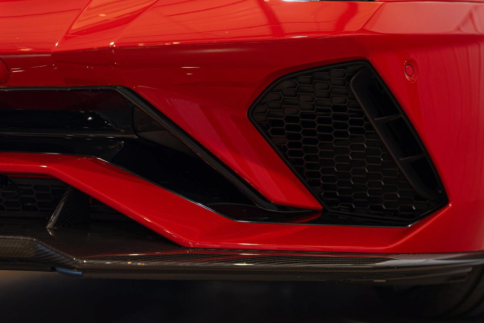 Used 2018 Lamborghini Aventador S AWD/4WD image 16