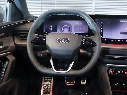 New 2026 Audi SQ5 Premium Plus image 15