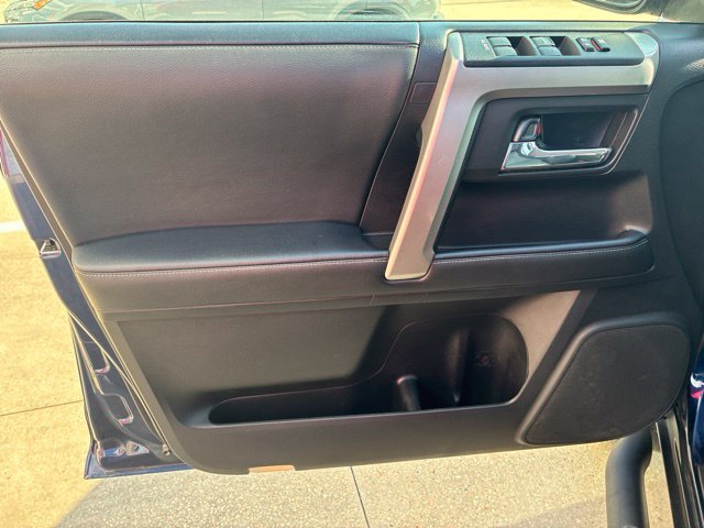 Used 2021 Toyota 4Runner SR5 Premium w/ Moonroof Package RWD image 19