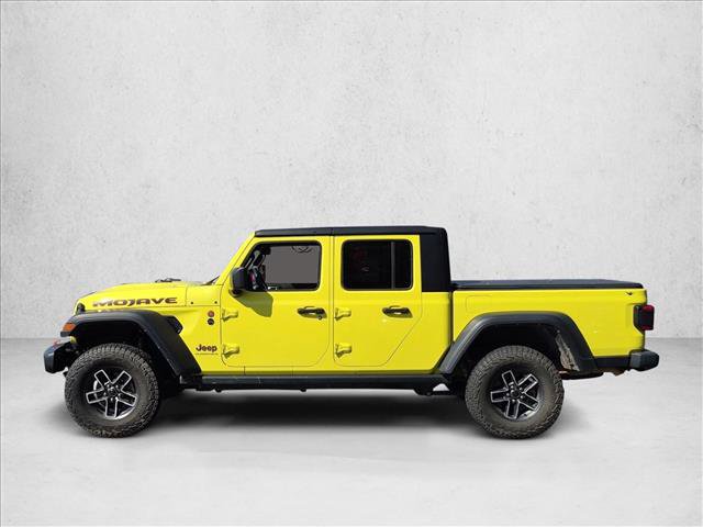 Used 2024 Jeep Gladiator Mojave w/ Technology Group AWD/4WD image 9
