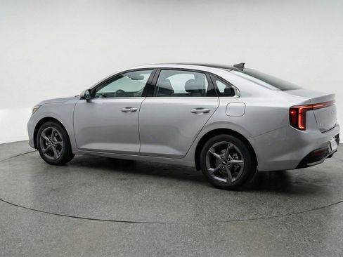 Used 2025 Kia K4 LXS image 6