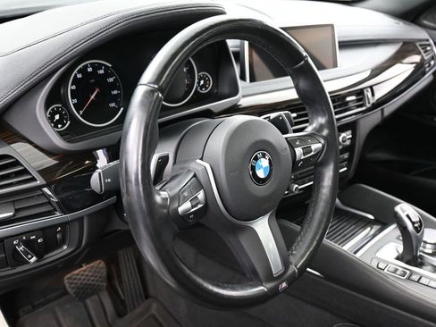 Used 2018 BMW X6 xDrive50i AWD/4WD image 16