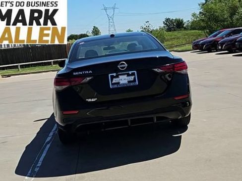 Used 2025 Nissan Sentra SV FWD image 7