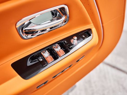 Used 2025 Rolls-Royce Spectre w/ Spectre Launch Package image 28