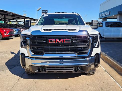 New 2026 GMC Sierra 2500 Pro w/ Convenience Package image 8