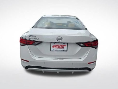 Certified 2025 Nissan Sentra SV w/ SV Premium Package FWD image 4