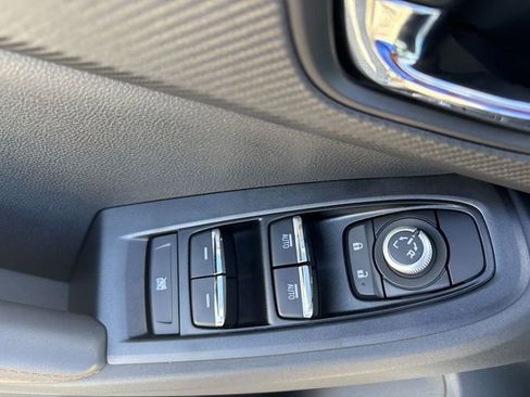 New 2025 Subaru Crosstrek 2.5i Limited w/ Popular Package #3A image 13