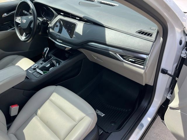 Used 2020 Cadillac XT4 Luxury FWD image 33