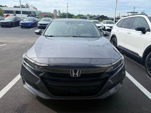 Used 2020 Honda Accord Sport image 2