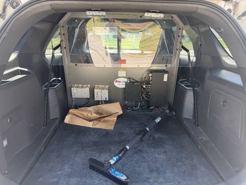 Used 2014 Ford Explorer 4WD Police Interceptor image 9