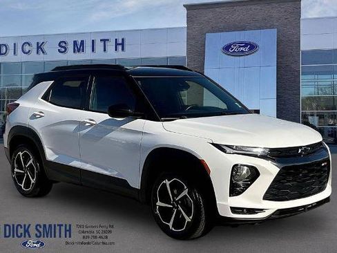 Used 2023 Chevrolet TrailBlazer RS w/ Convenience Package image 3