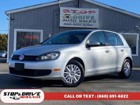 Used 2013 Volkswagen Golf 4-Door image 1
