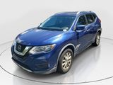 Used 2018 Nissan Rogue SV image 2