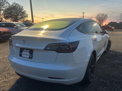 Used 2023 Tesla Model 3 Standard Range image 5