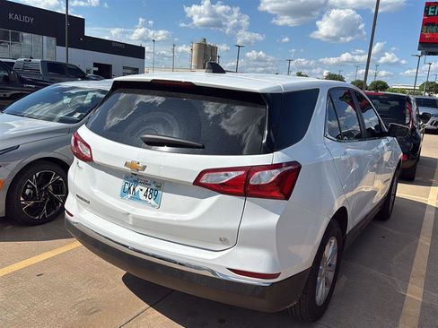 Used 2021 Chevrolet Equinox LT FWD image 8