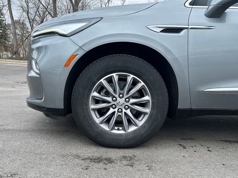 Used 2023 Buick Enclave Essence w/ LPO, Floor Liner Package FWD image 10