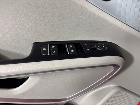 Used 2022 Kia Soul LX w/ Technology Package image 13