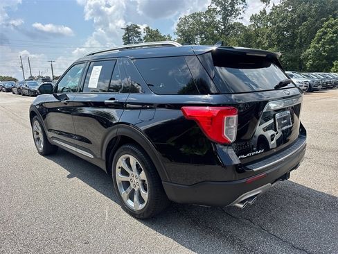 Used 2020 Ford Explorer Platinum w/ Premium Technology Package image 5