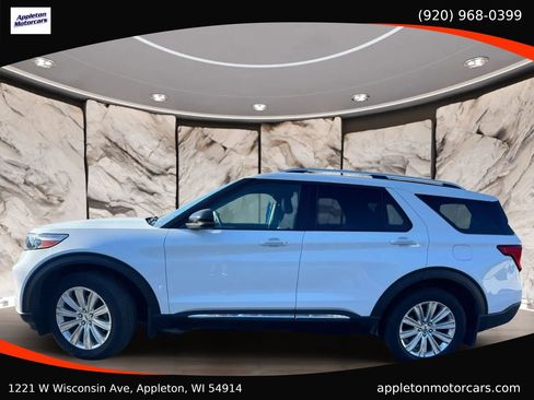 Used 2021 Ford Explorer Limited w/ Hybrid Equipment Group 310A AWD/4WD image 4