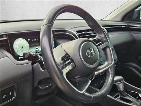 Used 2022 Hyundai Tucson SEL w/ Convenience + Premium Package FWD image 9