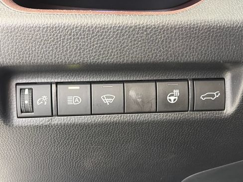 Used 2022 Toyota RAV4 Limited w/ Limited Grade Weather Package AWD/4WD image 24