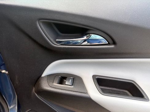 Used 2024 Chevrolet Equinox LS w/ LPO, Floor Liner Package FWD image 31