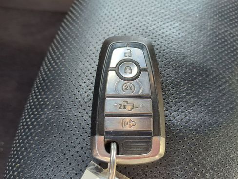 Used 2018 Ford F150 Lariat w/ Equipment Group 502A Luxury image 45