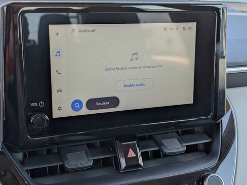 Used 2023 Toyota Corolla LE image 21